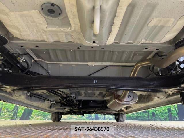 Honda N BOX CUSTOM 2023-01 279013-19