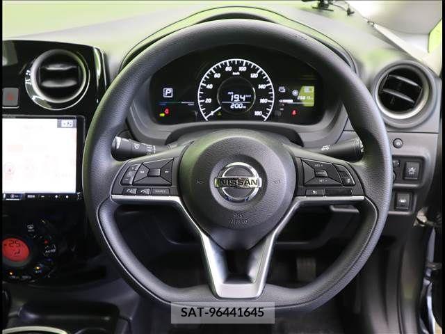 Nissan NOTE 2020-08 329525-8