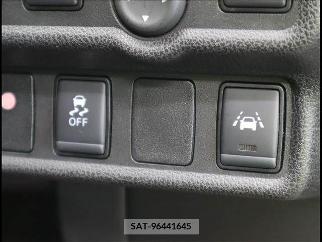 Nissan NOTE 2020-08 329525-15