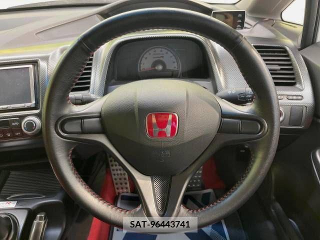 Honda CIVIC 2010-05 332428-11