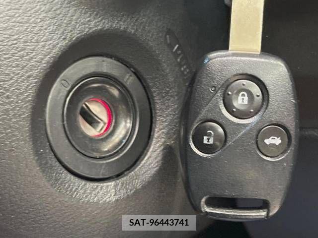 Honda CIVIC 2010-05 332428-7
