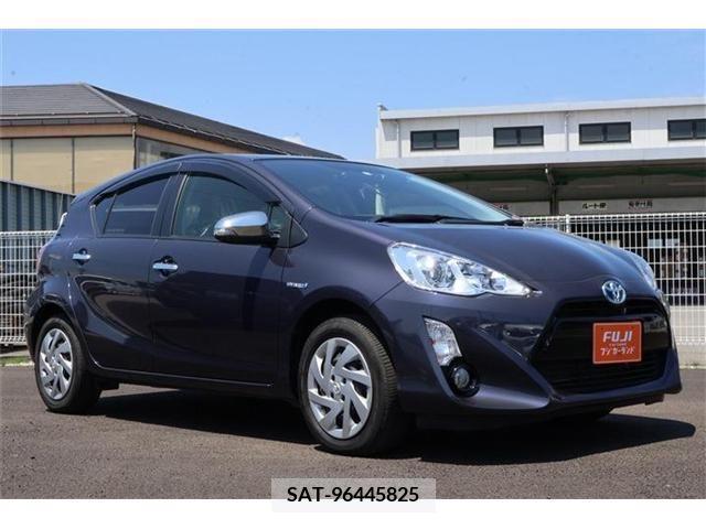 Toyota AQUA 2015-10 314038-2