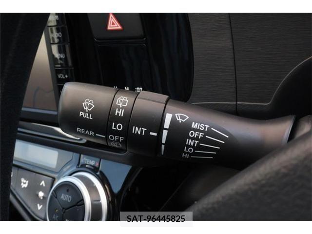 Toyota AQUA 2015-10 314038-13