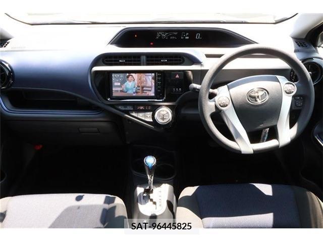 Toyota AQUA 2015-10 314038-3