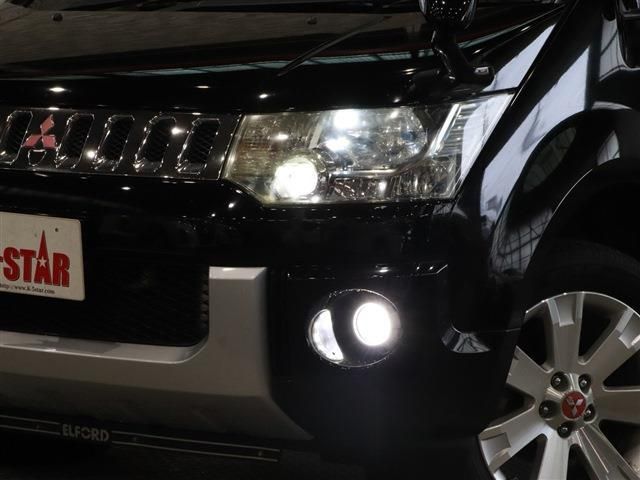 Mitsubishi DELICA D5 2012-08 11572-10