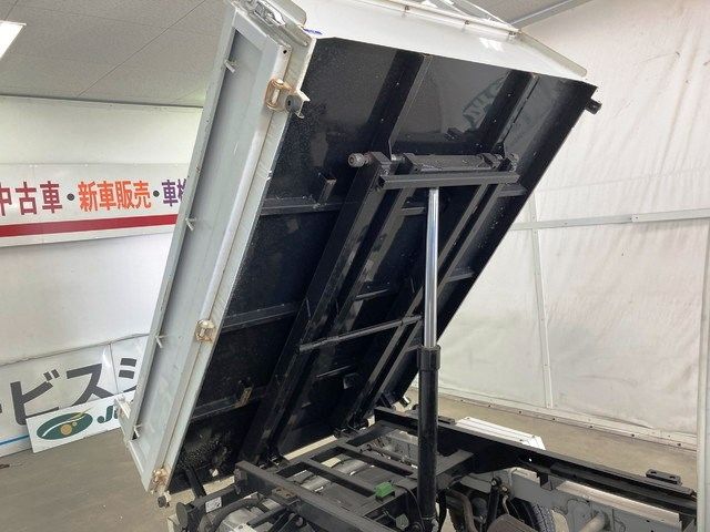 Suzuki CARRY TRUCK 2016-11 28472-8