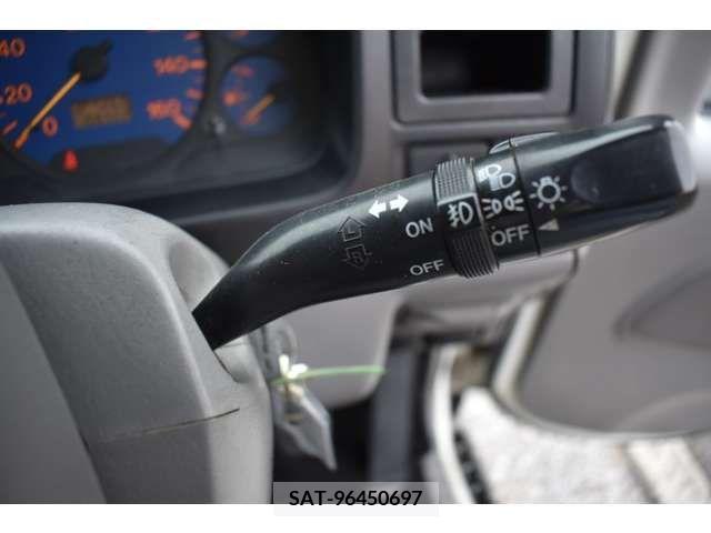 Mazda TITAN DASH 2005-09 328179-16