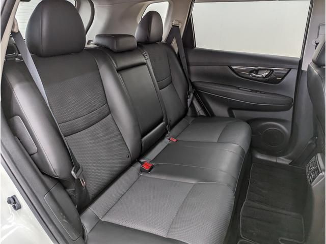 Nissan X-TRAIL 2018-03 28622-11