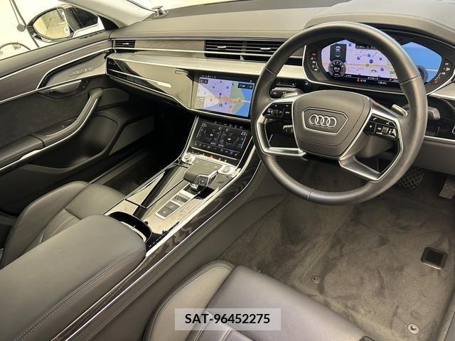Audi A8 2021-08 378812-7