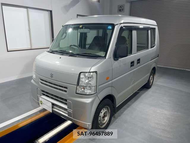 Suzuki EVERY 2010-04 268988-3