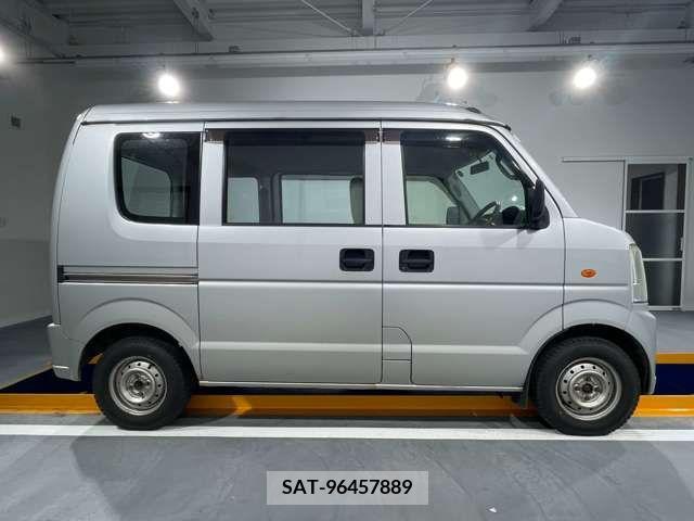 Suzuki EVERY 2010-04 268988-8