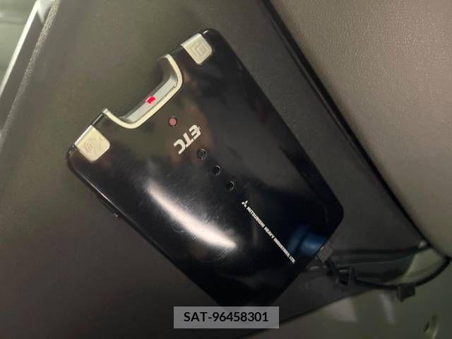 Mitsubishi PAJERO 2006-03 281191-7
