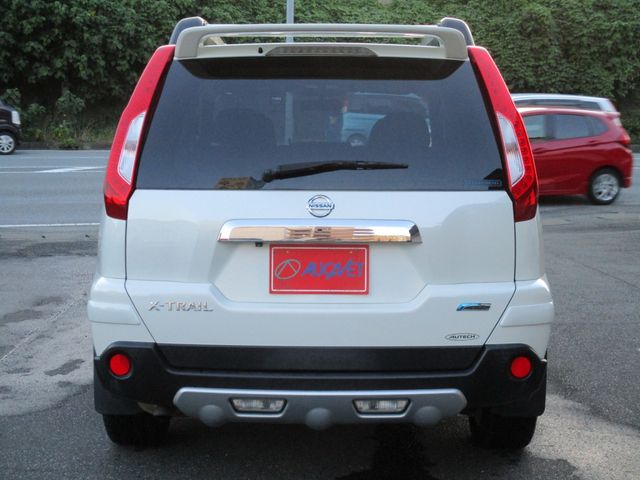 Nissan X-TRAIL 2012-11 11326-2