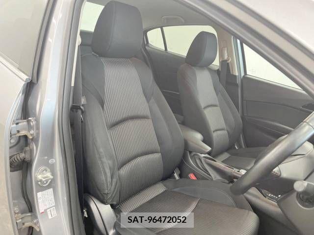 Mazda AXELA 2016-02 300987-8