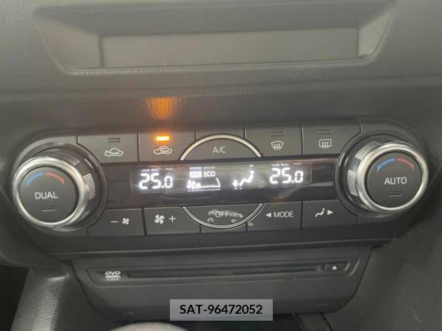 Mazda AXELA 2016-02 300987-7