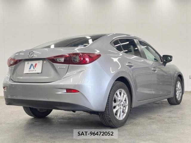 Mazda AXELA 2016-02 300987-17
