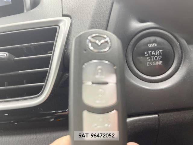 Mazda AXELA 2016-02 300987-5