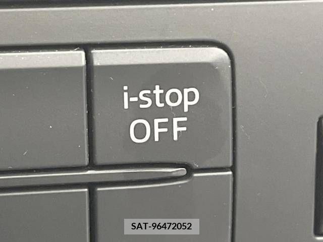 Mazda AXELA 2016-02 300987-6