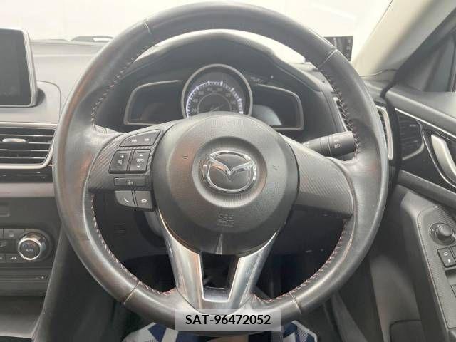 Mazda AXELA 2016-02 300987-13