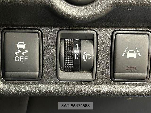 Nissan NOTE 2017-01 212775-5