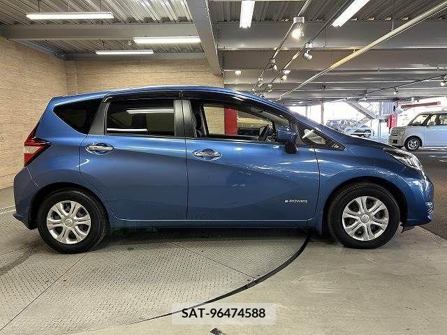 Nissan NOTE 2017-01 212775-16