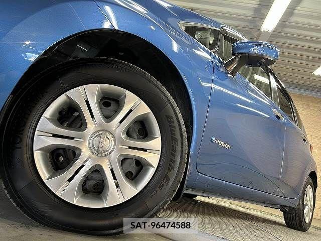 Nissan NOTE 2017-01 212775-9