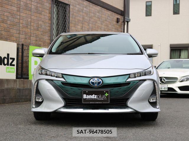 Toyota PRIUS PHV 2017-08 200208-1