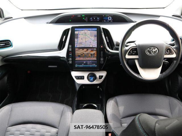Toyota PRIUS PHV 2017-08 200208-2