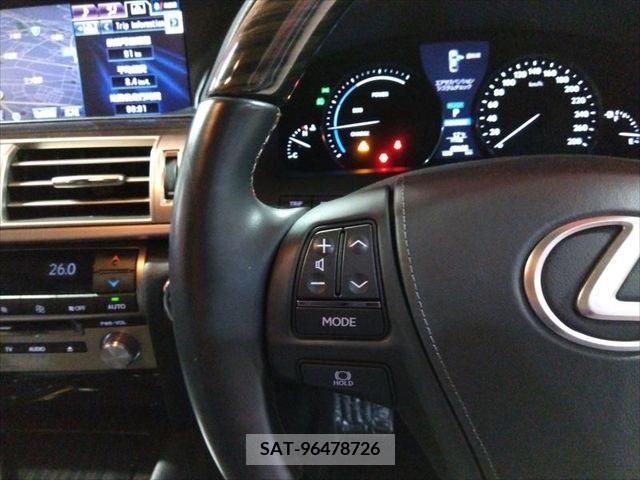 Lexus LS 2013-07 275539-3