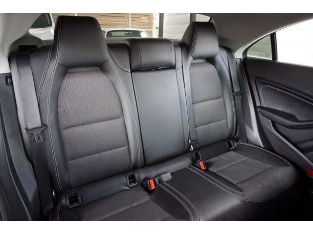 Mercedes Benz CLA-CLASS 2017-12 4981-17