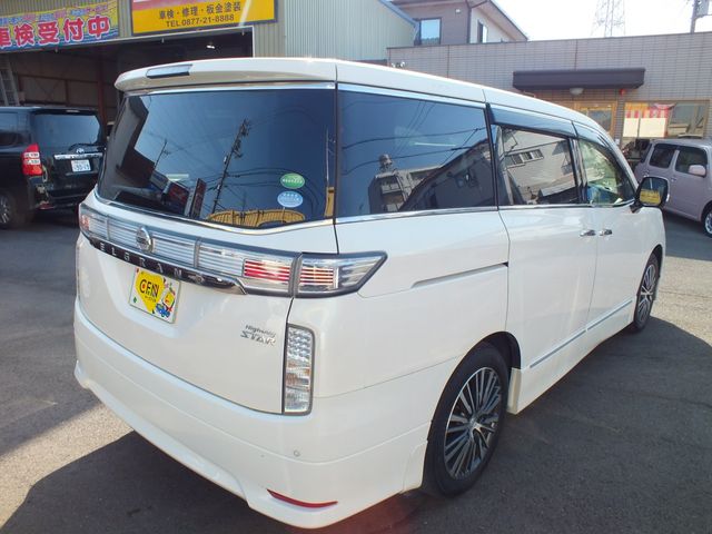 Nissan ELGRAND 2014-12 26999-8