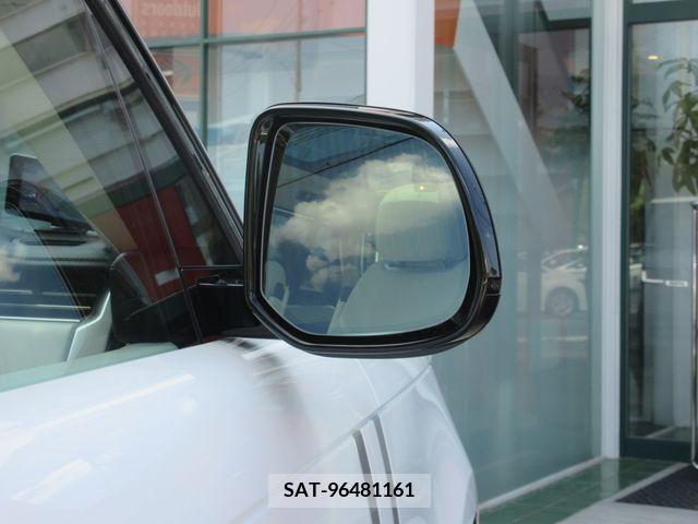 ROVER RANGE ROVER 2023-03 202837-10