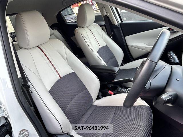 Mazda DEMIO 2017-12 267573-14