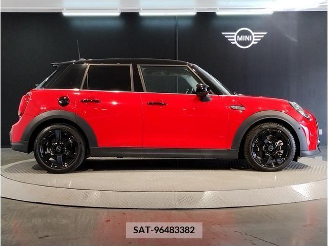 Bmw MINI 2022-02 376236-7