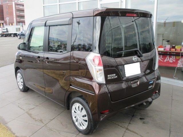 Nissan DAYZ ROOX 2016-07 950-3