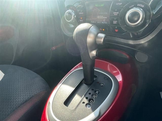 Nissan JUKE 2012-03 192337-12
