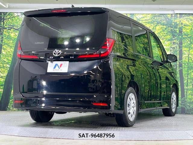 Toyota NOAH 2023-04 230636-18