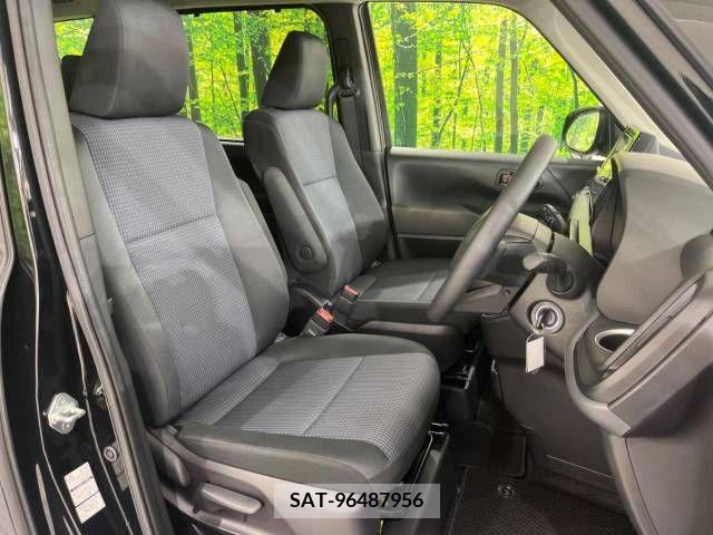 Toyota NOAH 2023-04 230636-8