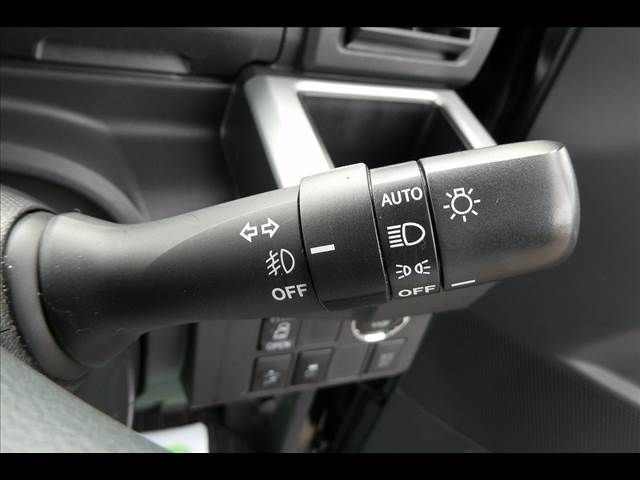 Daihatsu WAKE 2016-03 8280-24