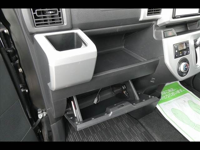 Daihatsu WAKE 2016-03 8280-28