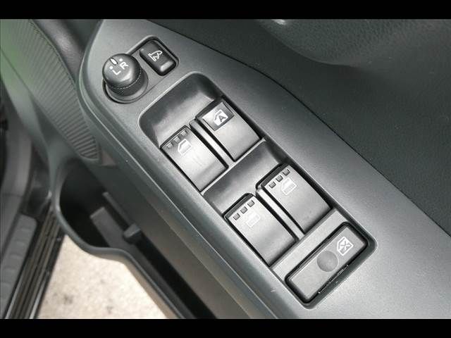 Daihatsu WAKE 2016-03 8280-21