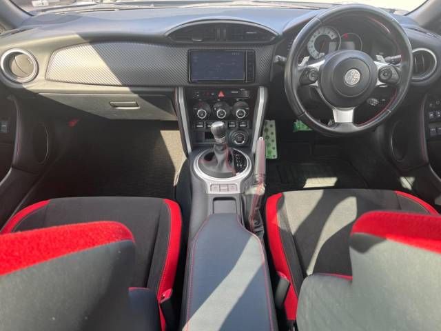 Toyota 86 2019-10 13335-1