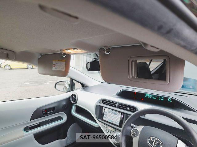 Toyota AQUA 2012-11 292104-18
