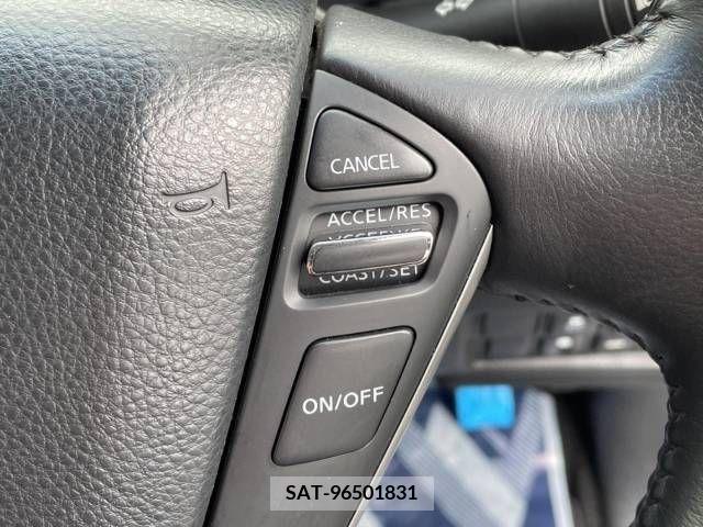 Nissan ELGRAND 2016-07 330342-5