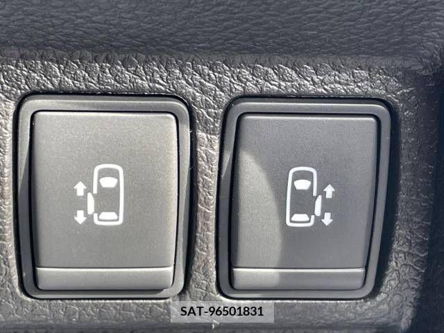 Nissan ELGRAND 2016-07 330342-2