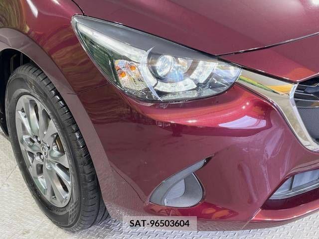 Mazda DEMIO 2017-08 329092-12