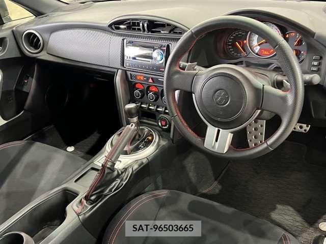Toyota 86 2014-08 230172-16