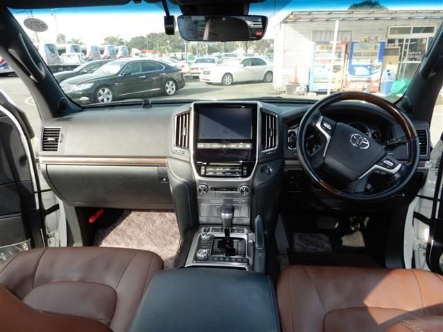 Toyota LAND CRUISER 2019-03 55-13