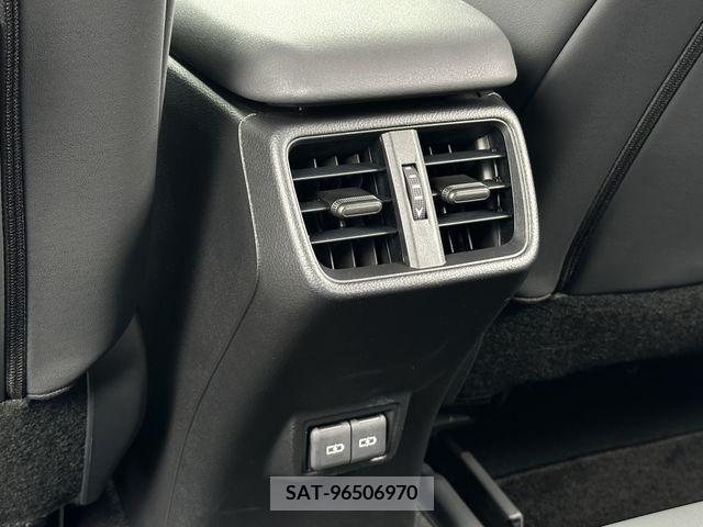 Lexus UX 2022-06 275938-19