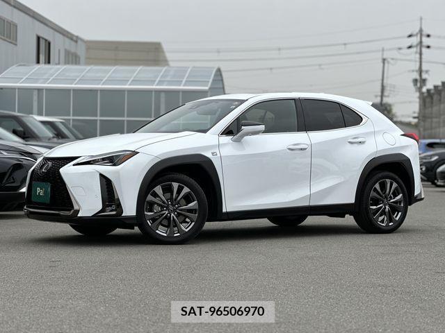 Lexus UX 2022-06 275938-0